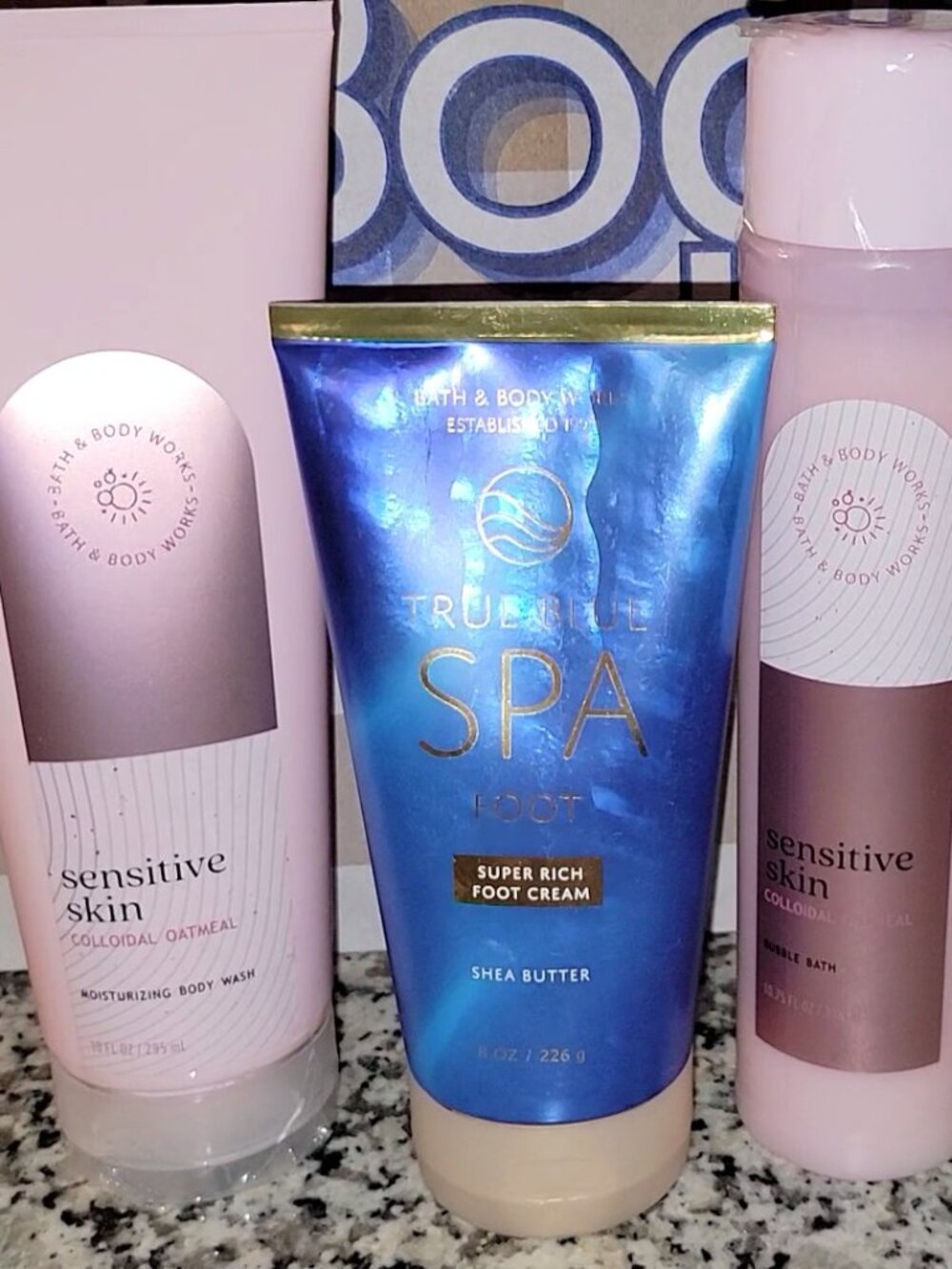 🎉 NEW DISCONTINUED SENSITIVE SKIN COLLOIDAL OATMEAL x BATH & BODY WORKS